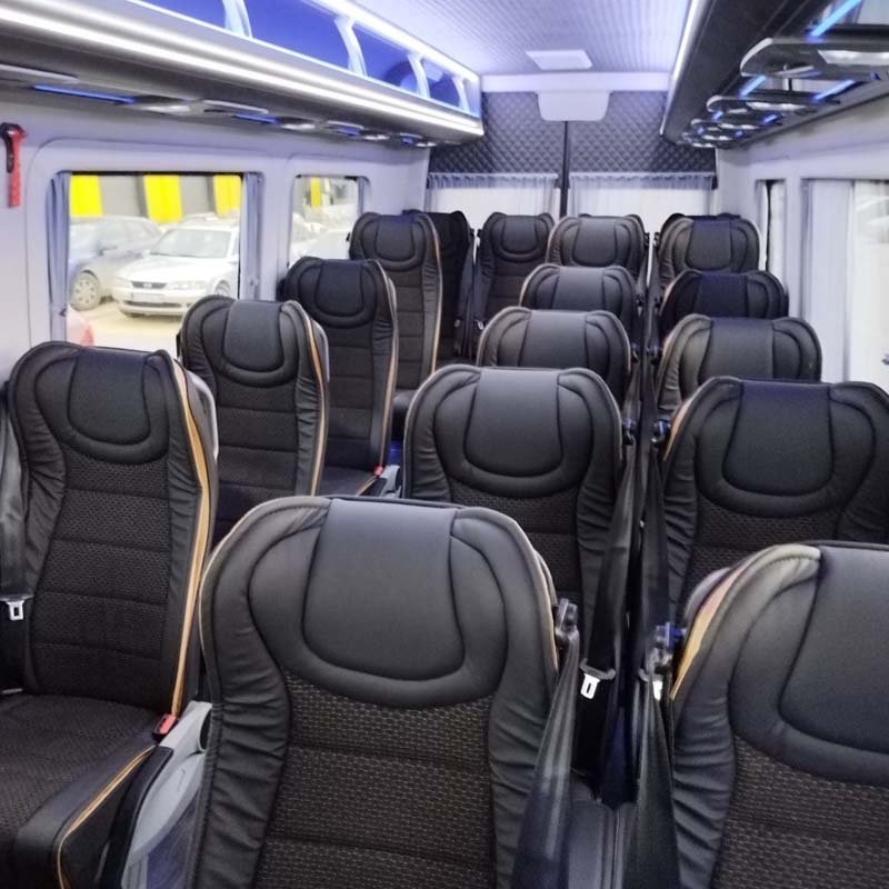 Prevoz grupa putnika - Kombi prevoz za firme